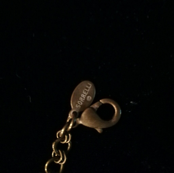 Authentic Sorelli necklace "Spring Rain " NWOT - Picture 2 of 2